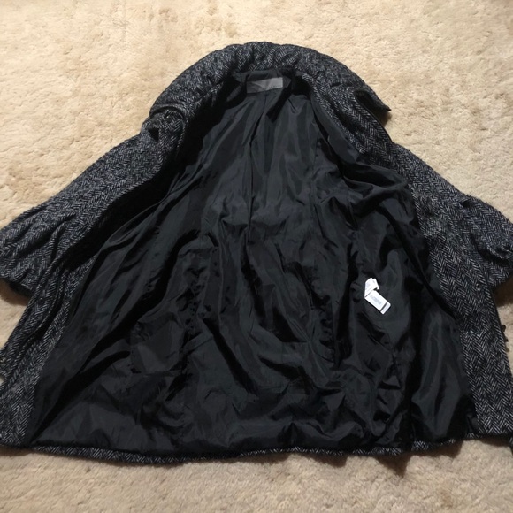 Wool Coat - Picture 7 of 8